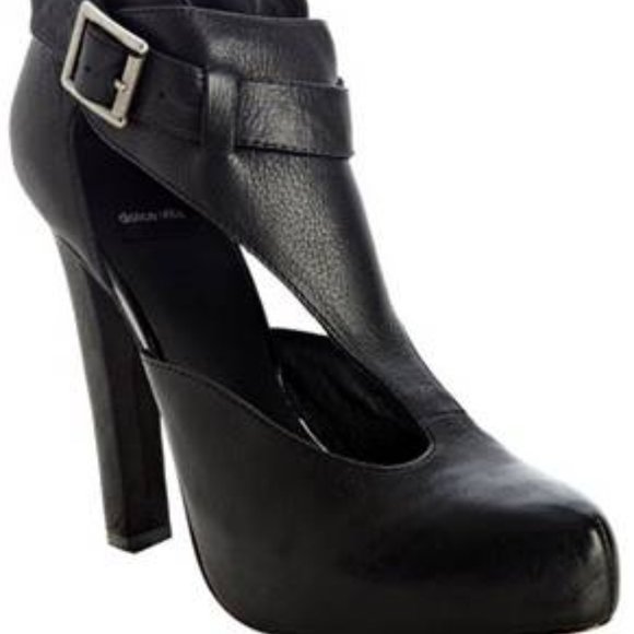 Dolce Vita Black Leather Pumps - Size 7.5US - Picture 2 of 5